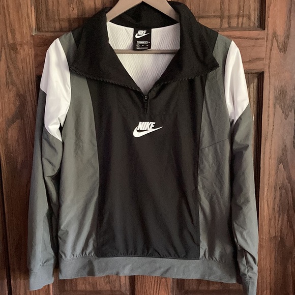 Nike unisex windbreaker - Picture 2 of 7